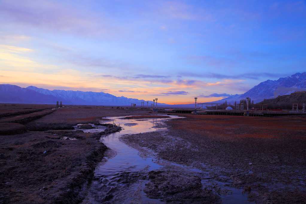 新疆塔什库尔干沙洲景致