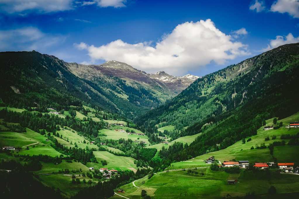 奥地利山谷景观