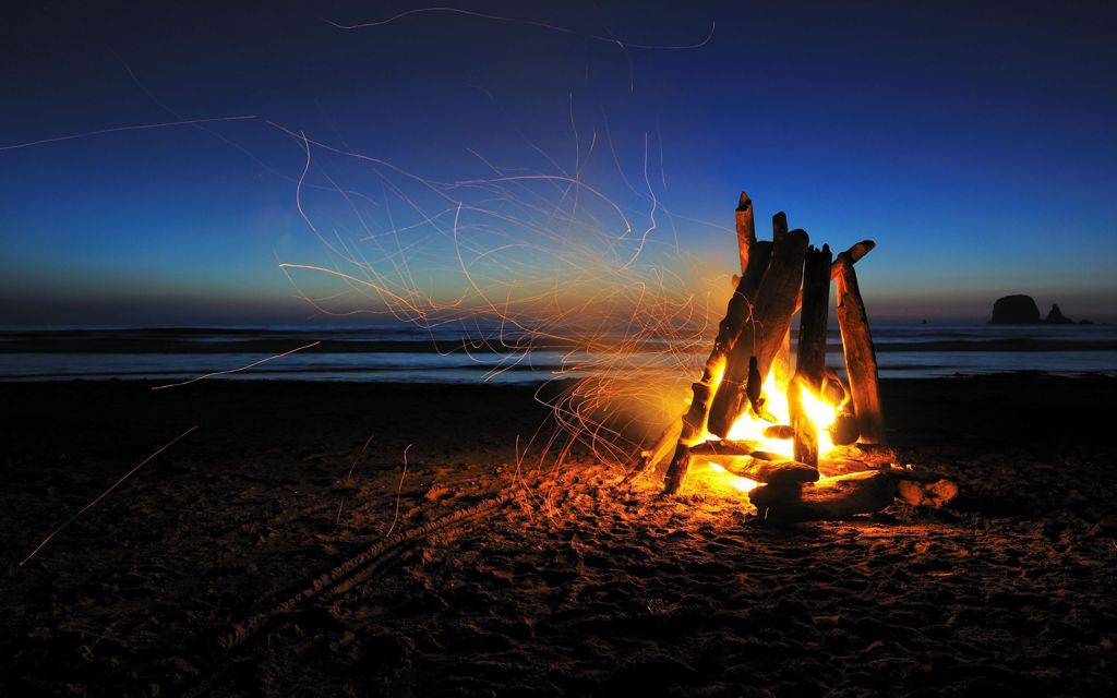 海边的篝火