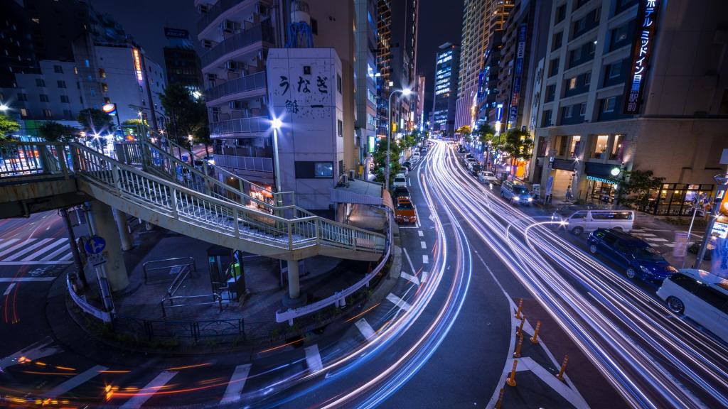 日本街头奇妙光轨延时摄影