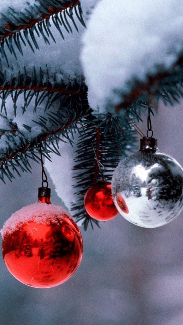 红色银色圣诞节球装饰雪iPhone 5墙纸