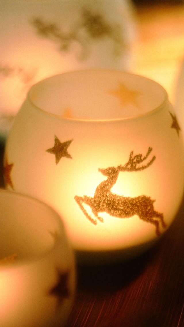 驯鹿圣诞蜡烛iPhone 5壁纸