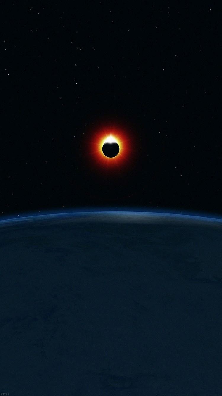 日食在太空iPhone 6壁纸