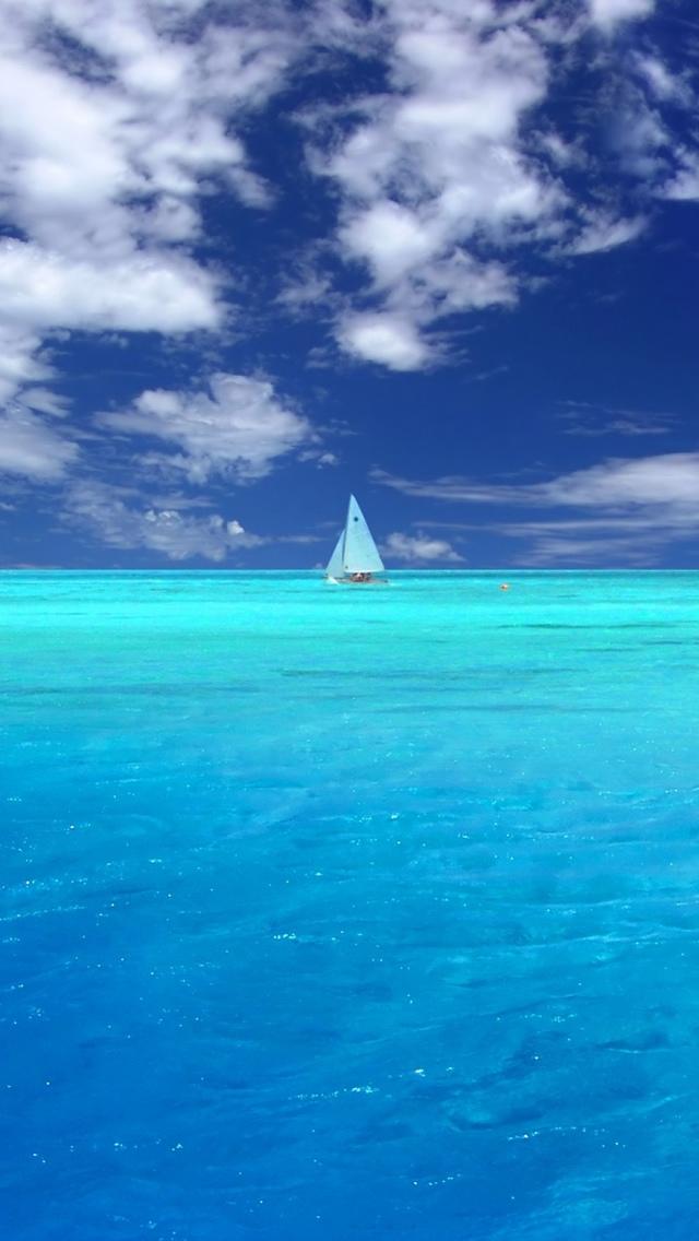 精彩的蓝色海洋iPhone 5壁纸