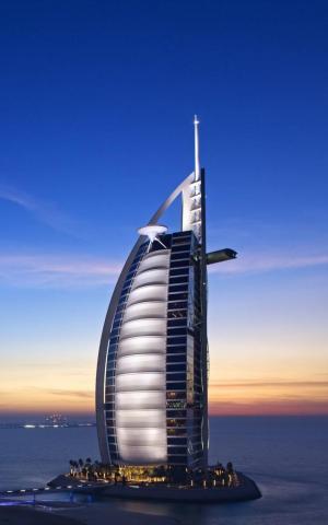 Burj Al Arab查看iPhone 6 Plus高清壁纸