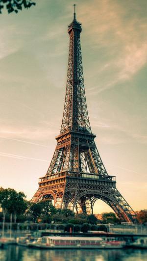 巴黎埃菲尔铁塔复古iPhone 5壁纸