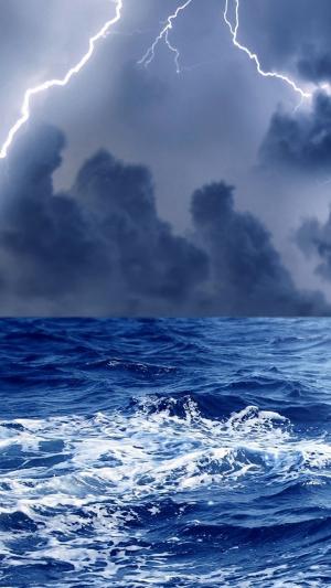在海上的雷暴iPhone 6加高清壁纸