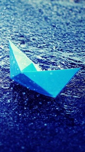 纸船在雨iPhone 5壁纸