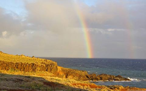 彩虹在毛伊岛夏威夷的Mac壁纸