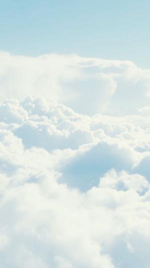 浓密的白云气氛iPhone 6壁纸