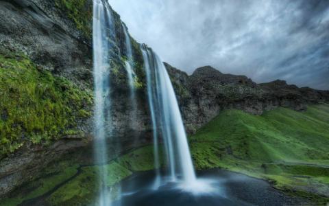 冰岛瀑布Mac壁纸