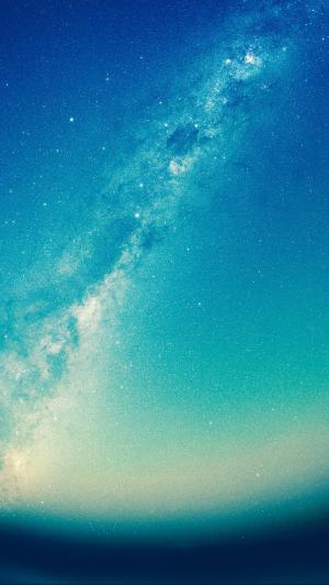 美丽的银河绿蓝色色调iPhone 5壁纸