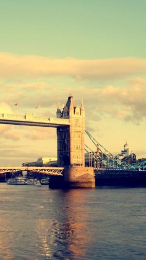 伦敦塔桥伦敦iPhone 6壁纸