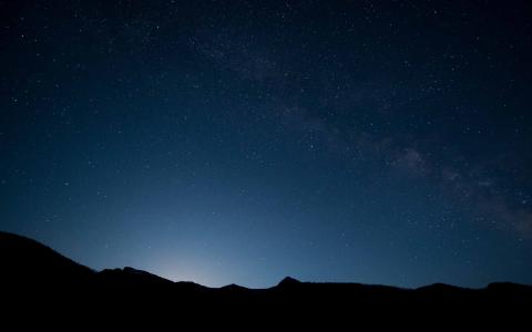 美丽的夜空Mac壁纸