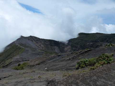火山口景观图片