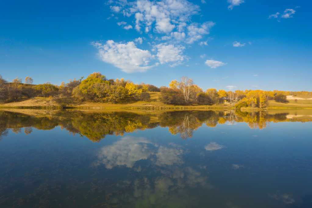 内蒙古乌兰布统公主湖自然景色图片