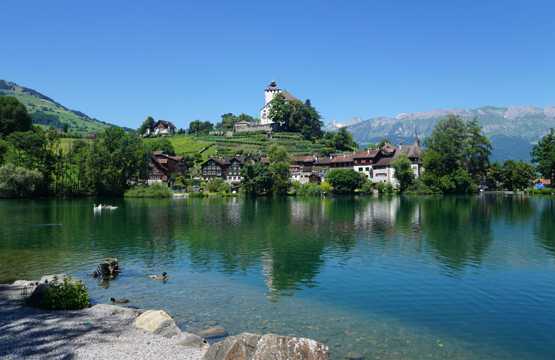 瑞士圣加仑河岸景致