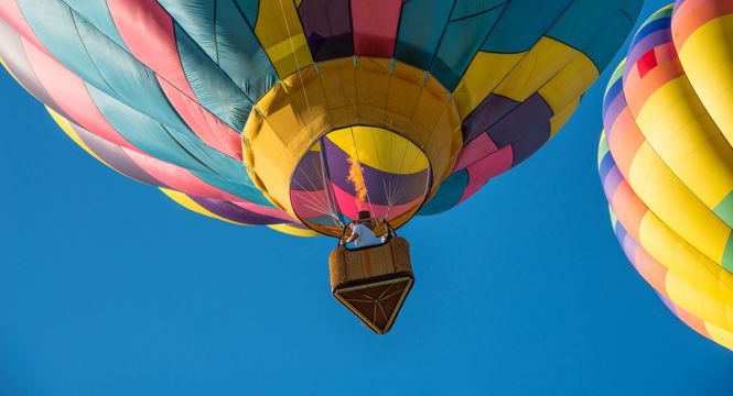 彩色热气球图片