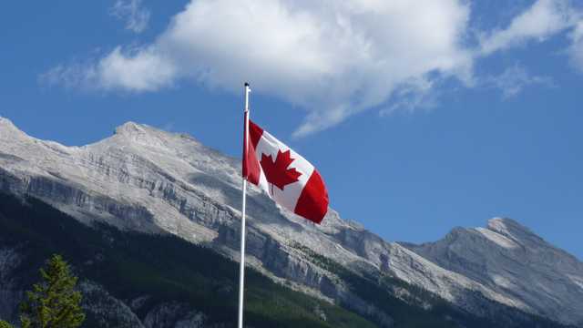 加拿大红色枫叶国旗图片