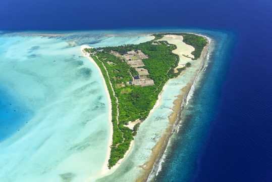 马尔代夫珊瑚岛高清图片