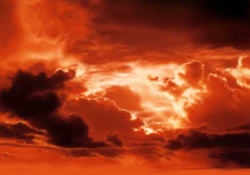 壮丽的火烧云景观图片