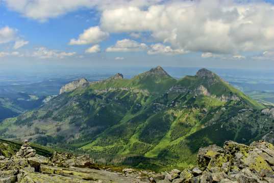 斯洛伐克高山景色图片