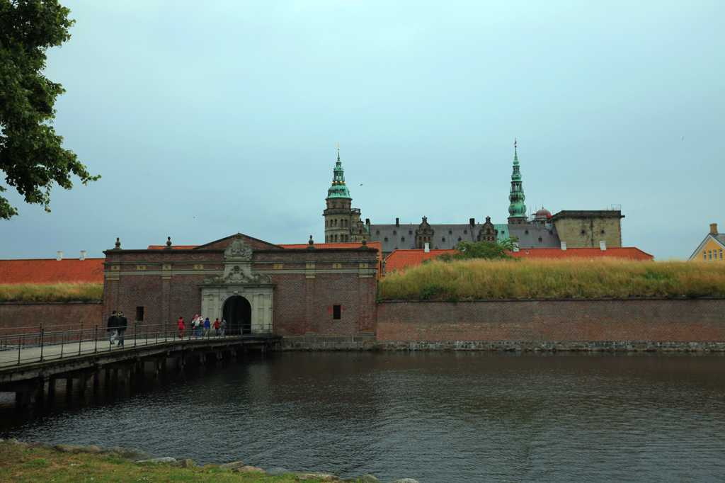 丹麦卡隆堡宫