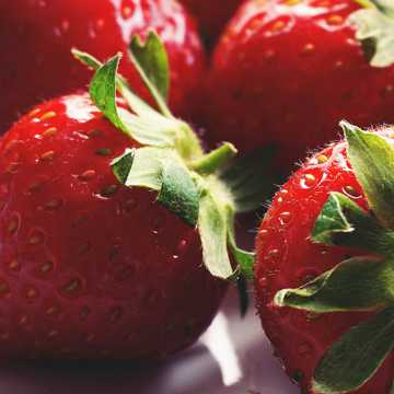 美食迷人的草莓图片