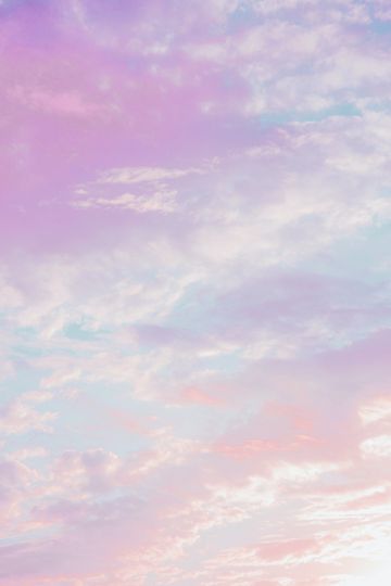 绮丽粉红的天空云彩