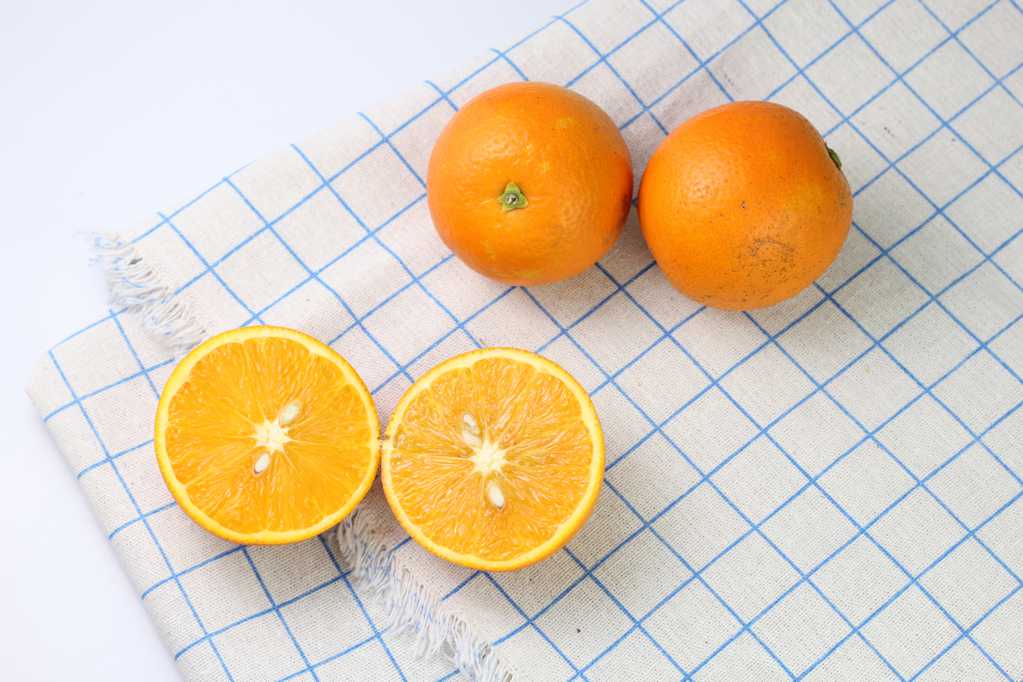 酸酸甜甜的橙子