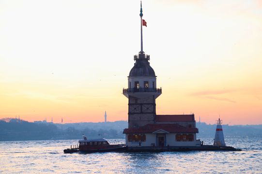 土耳其处女塔建筑景象图片
