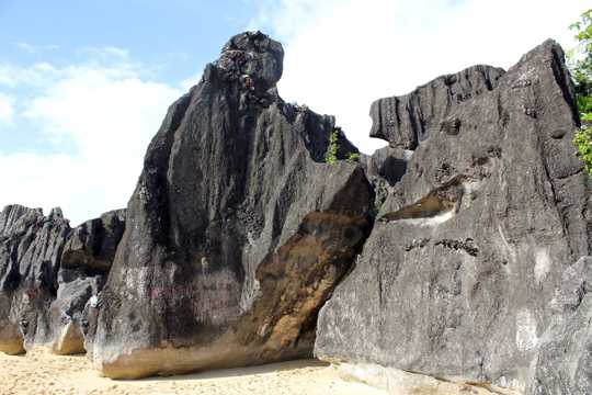 海滨的岩石