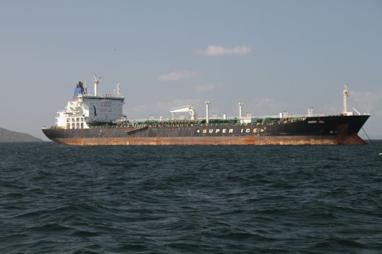 巴拿马运河轮船图片