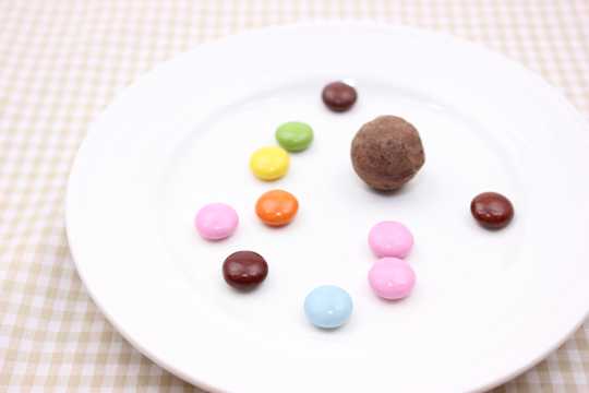 彩色巧克力豆高清图片