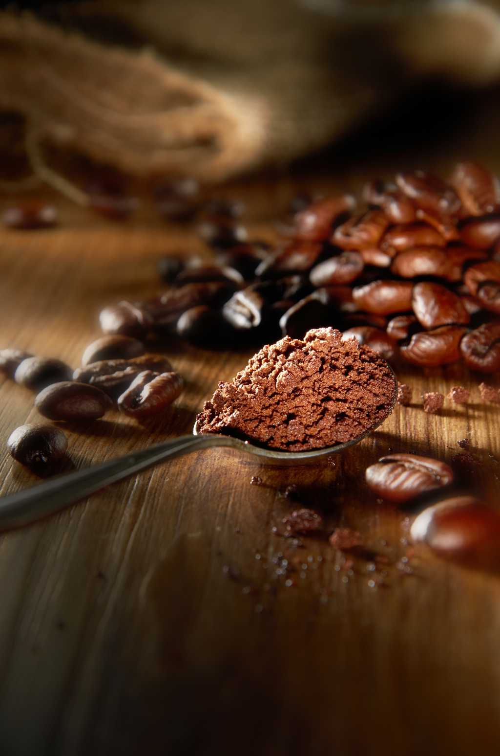 咖啡豆与咖啡粉