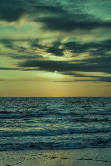 海洋残阳唯美境界图片