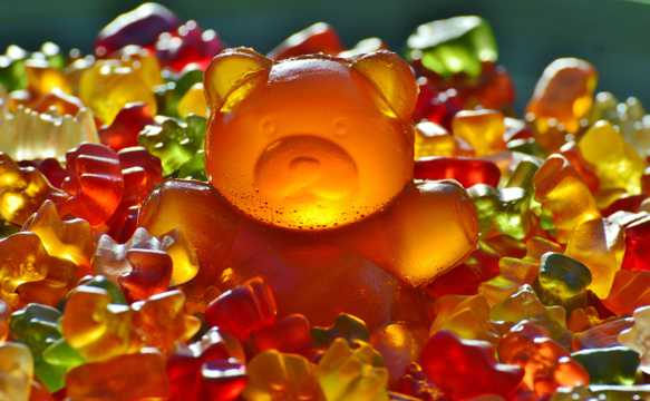 彩色的小熊软糖图片
