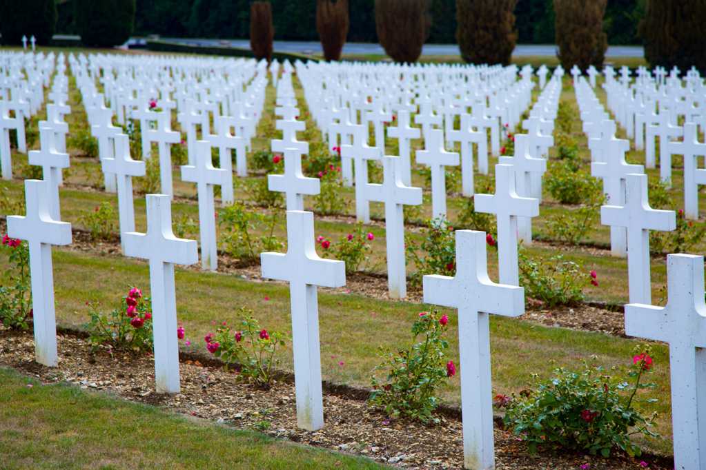 法国凡尔登纪念公墓