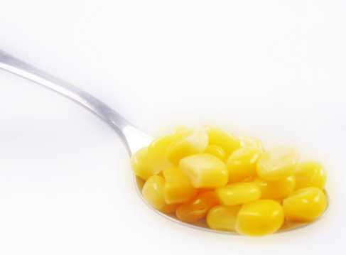 一勺黄色玉米粒图片