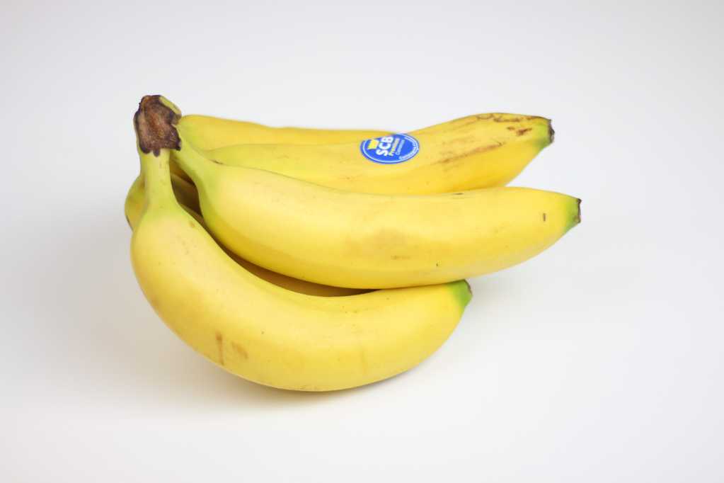 新鲜香蕉的高清图片
