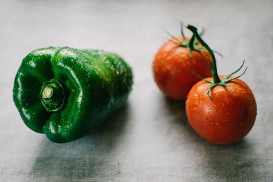 青椒与蕃茄图片