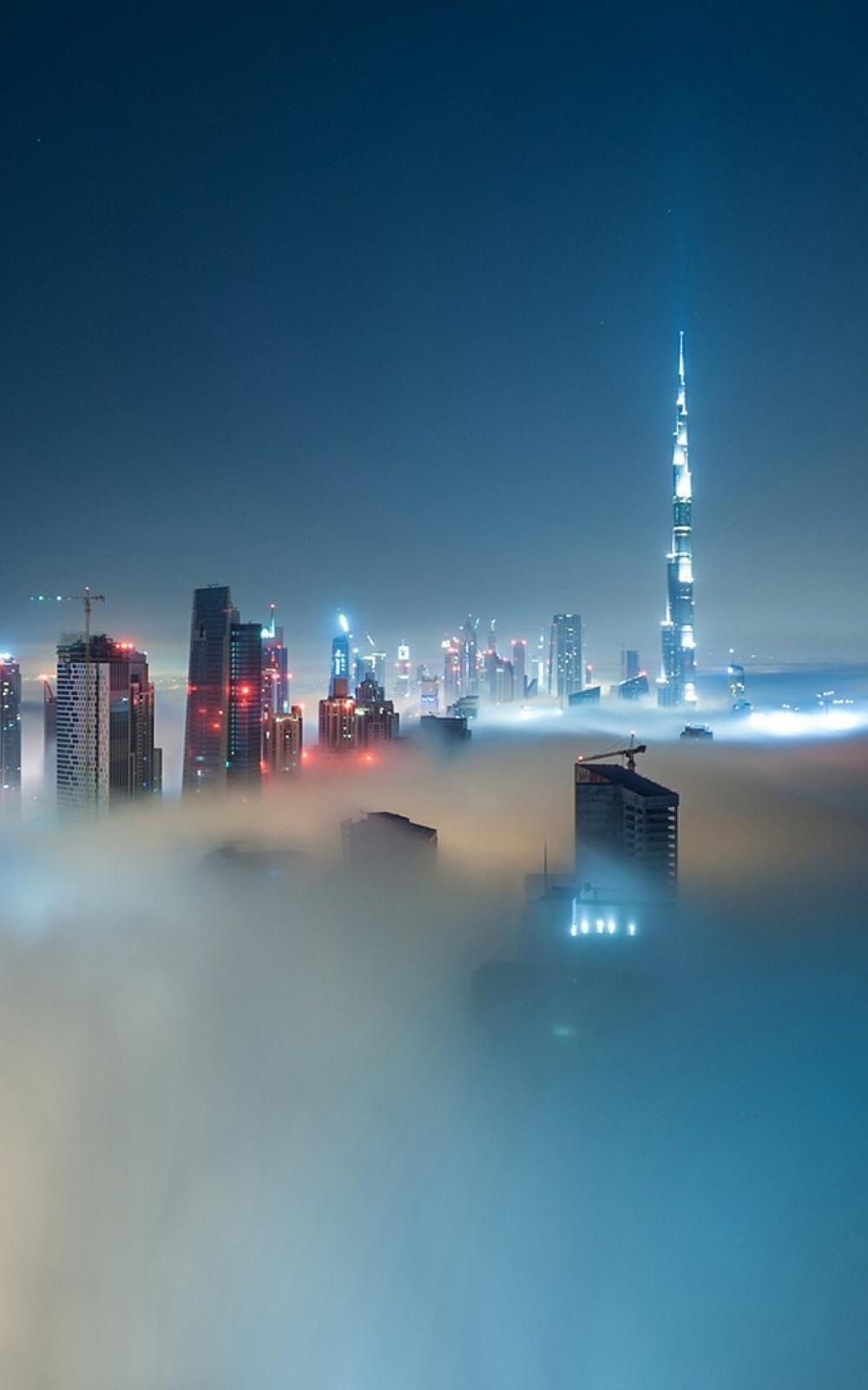 有雾的迪拜天际线iPhone 6加高清壁纸