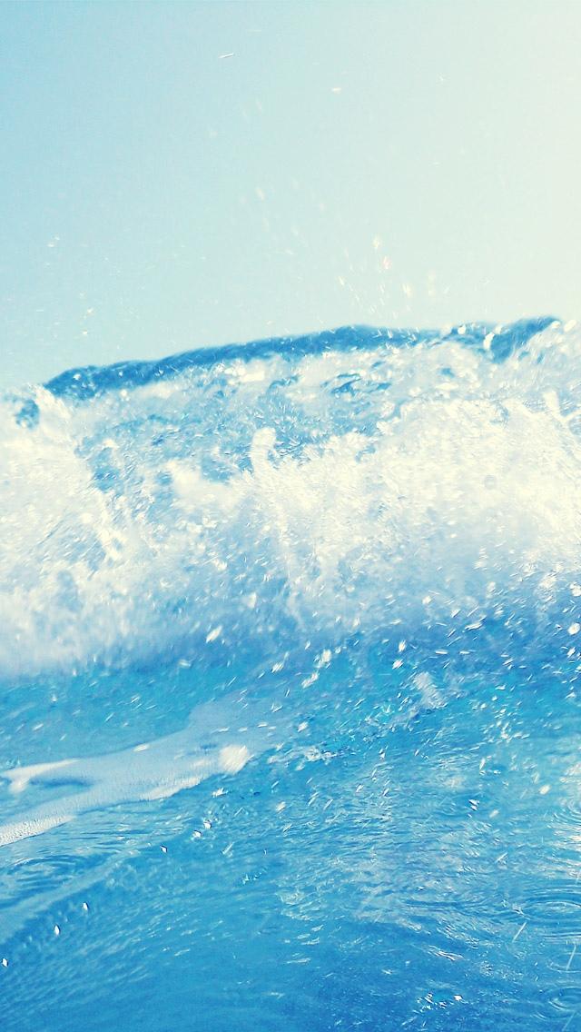 夏季海浪飞溅iPhone 5壁纸