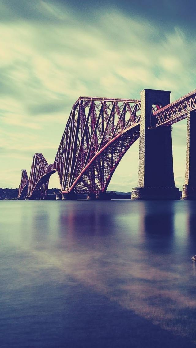 爱丁堡苏格兰的iPhone 5壁纸