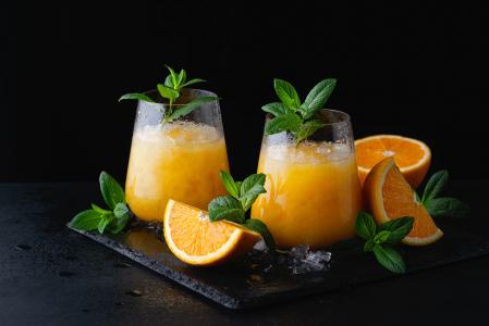 新鲜的橙汁图片